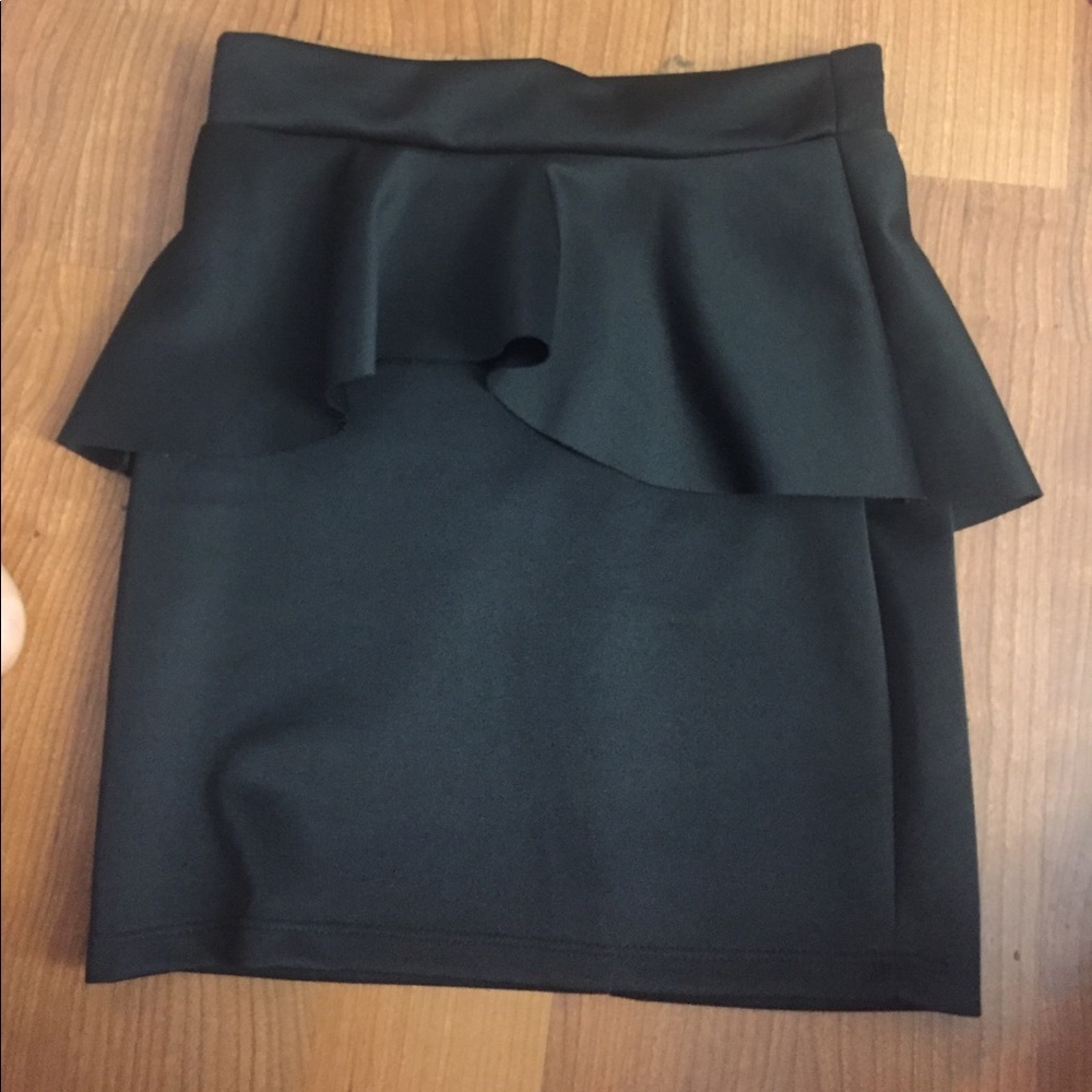 Bodycon peplum skirt - Picture 3 of 5